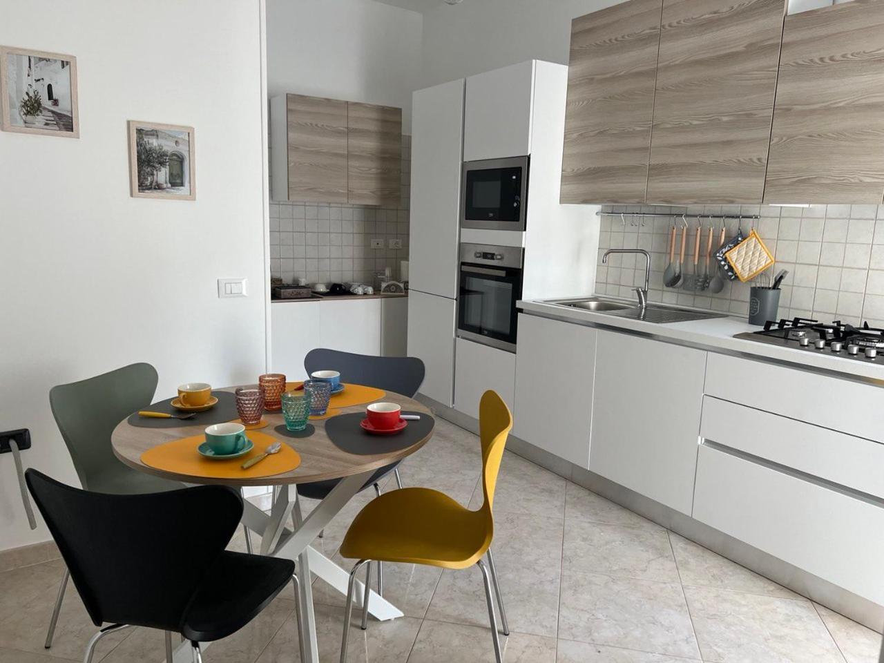 Fd Apartments - Zoe Prestigioso Appartamento Vicino Alla Stazione E Al Centro Monopoli Δωμάτιο φωτογραφία