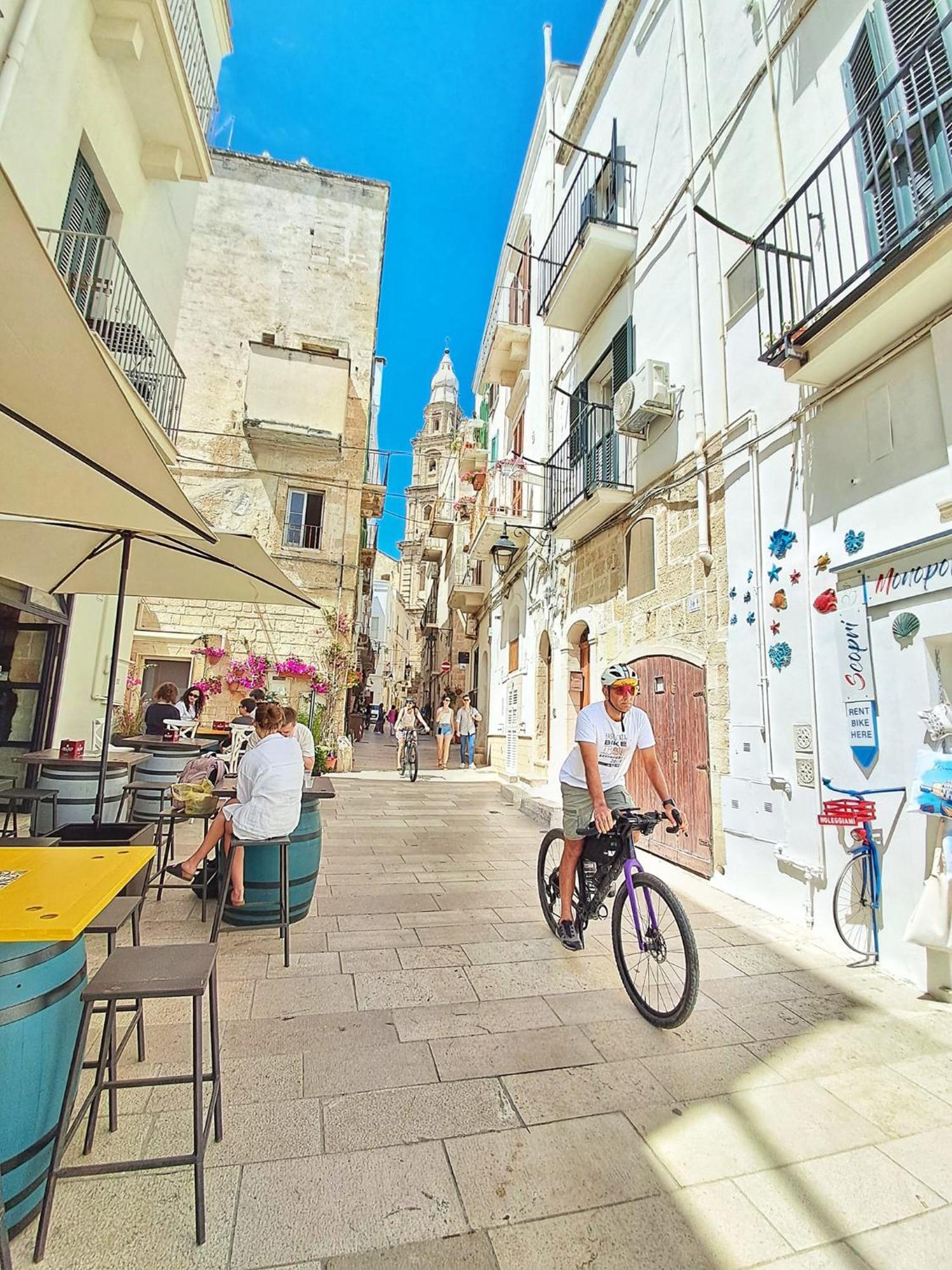 Fd Apartments - Zoe Prestigioso Appartamento Vicino Alla Stazione E Al Centro Monopoli Εξωτερικό φωτογραφία